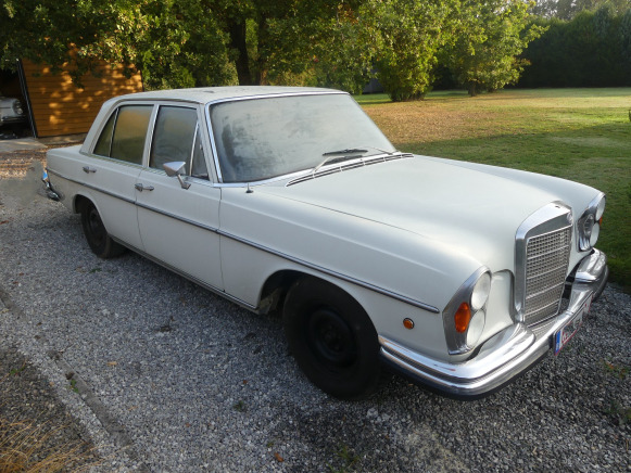 Voiture ancêtre Mercedes-Benz 280S (1972-72.399 km)( Vin: 10801610091315) - Лек автомобил: снимка 3 Voiture ancêtre Mercedes-Benz 280S (1972-72.399 km)( Vin: 10801610091315) - Лек автомобил: снимка 3