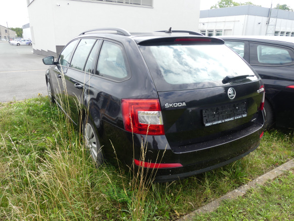 Voiture break Skoda Octavia Combi (2015-167.000 km) - Лек автомобил: снимка 4 Voiture break Skoda Octavia Combi (2015-167.000 km) - Лек автомобил: снимка 4