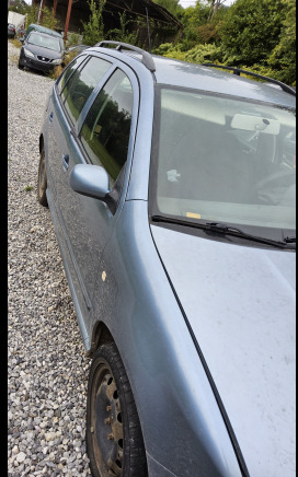 Skoda fabia - Лек автомобил: снимка 3 Skoda fabia - Лек автомобил: снимка 3