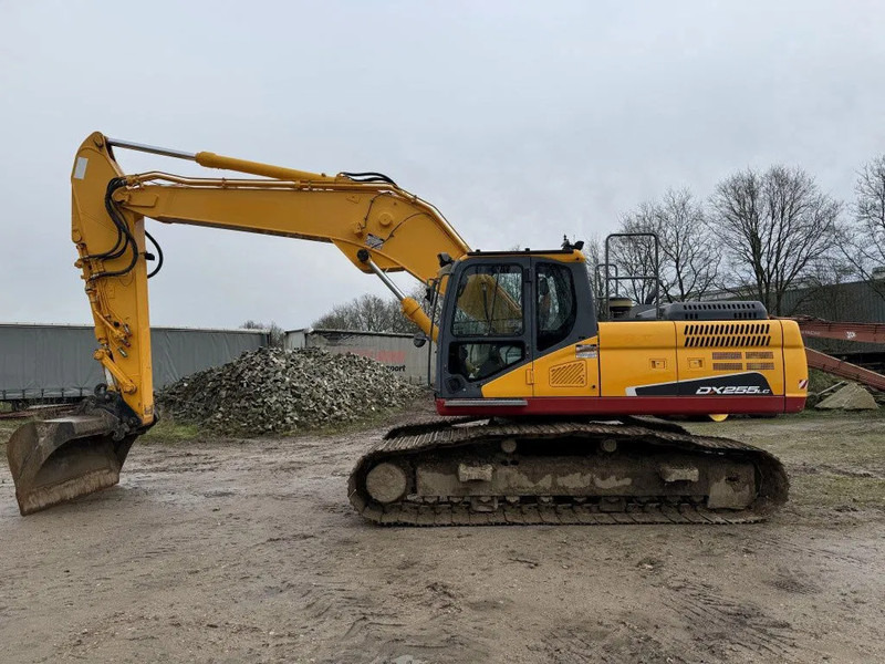 Doosan DX255LC-5 2015 10800 hr STRAIGHT FROM WORK ! DUTCH MACHINE ! - Верижен багер: снимка 1 Doosan DX255LC-5 2015 10800 hr STRAIGHT FROM WORK ! DUTCH MACHINE ! - Верижен багер: снимка 1