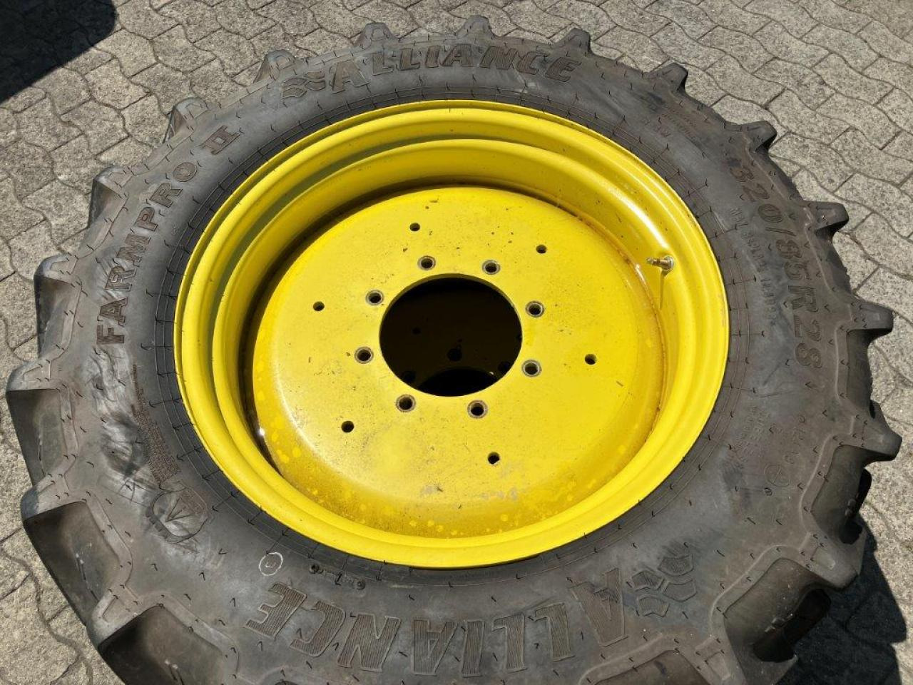 Alliance 320/85R28 - Гума за Селскостопанска техника: снимка 4 Alliance 320/85R28 - Гума за Селскостопанска техника: снимка 4