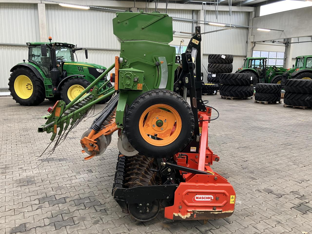 Amazone D8/30 Super - Сеялка: снимка 3 Amazone D8/30 Super - Сеялка: снимка 3