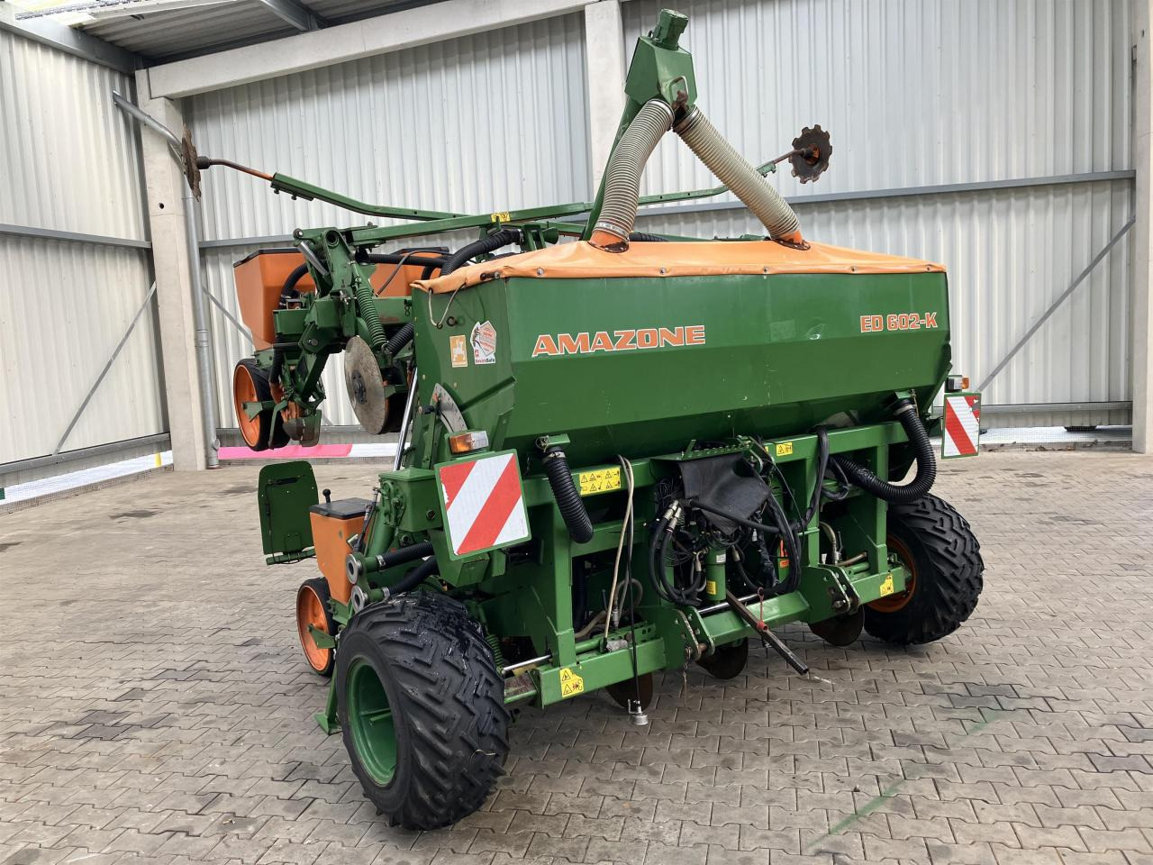 Amazone ED 602 K - Сеялка: снимка 2 Amazone ED 602 K - Сеялка: снимка 2