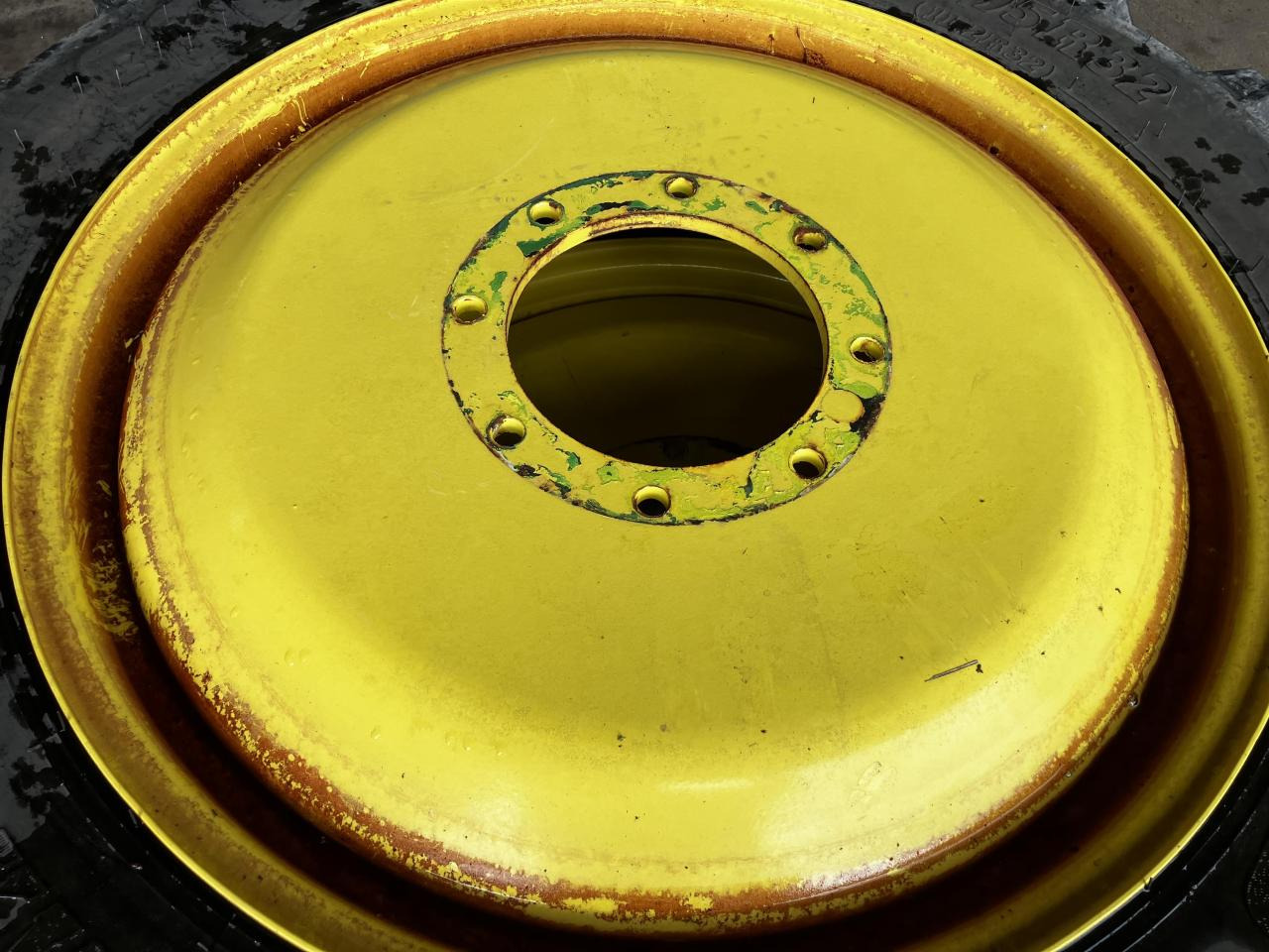 BKT 270/95R32 - Гума за Селскостопанска техника: снимка 5 BKT 270/95R32 - Гума за Селскостопанска техника: снимка 5