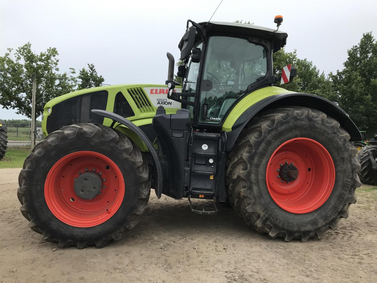 CLAAS Axion 950 - Трактор: снимка 1 CLAAS Axion 950 - Трактор: снимка 1