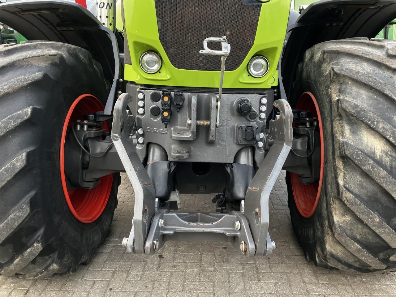 CLAAS Axion 950 - Трактор: снимка 4 CLAAS Axion 950 - Трактор: снимка 4