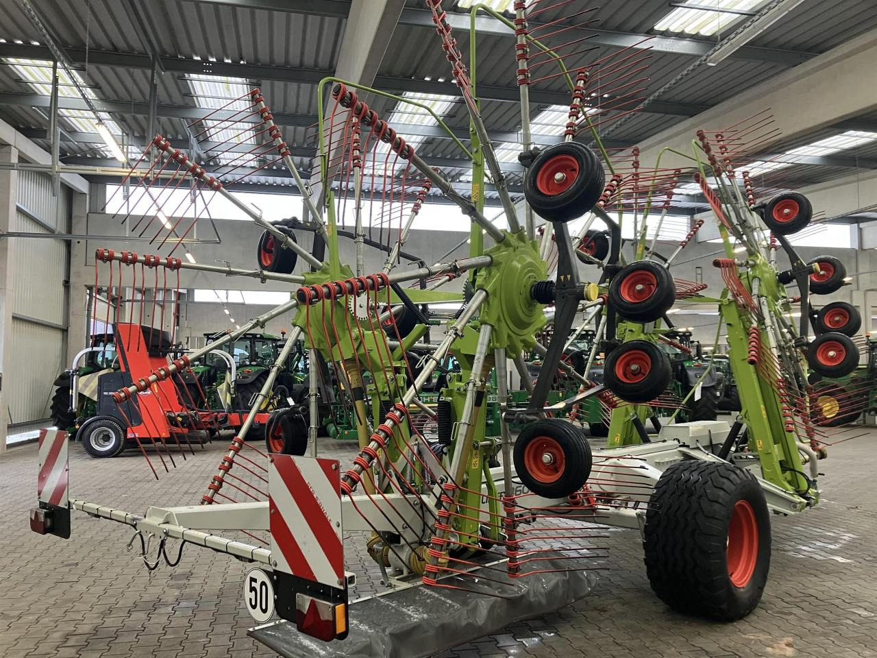 CLAAS Liner 3600 - Гребло/ Сенообръщачка: снимка 5 CLAAS Liner 3600 - Гребло/ Сенообръщачка: снимка 5