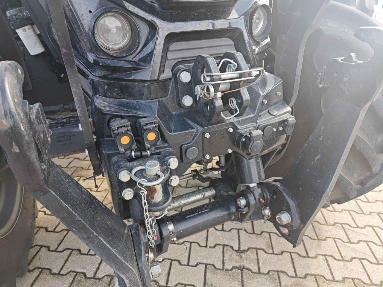 Deutz-Fahr 6215 TTV - Трактор: снимка 4 Deutz-Fahr 6215 TTV - Трактор: снимка 4