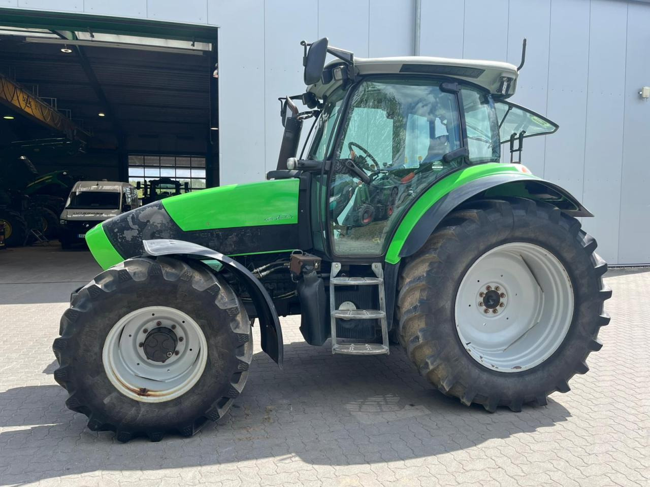 Deutz-Fahr Agrotron K 610 - Трактор: снимка 1 Deutz-Fahr Agrotron K 610 - Трактор: снимка 1