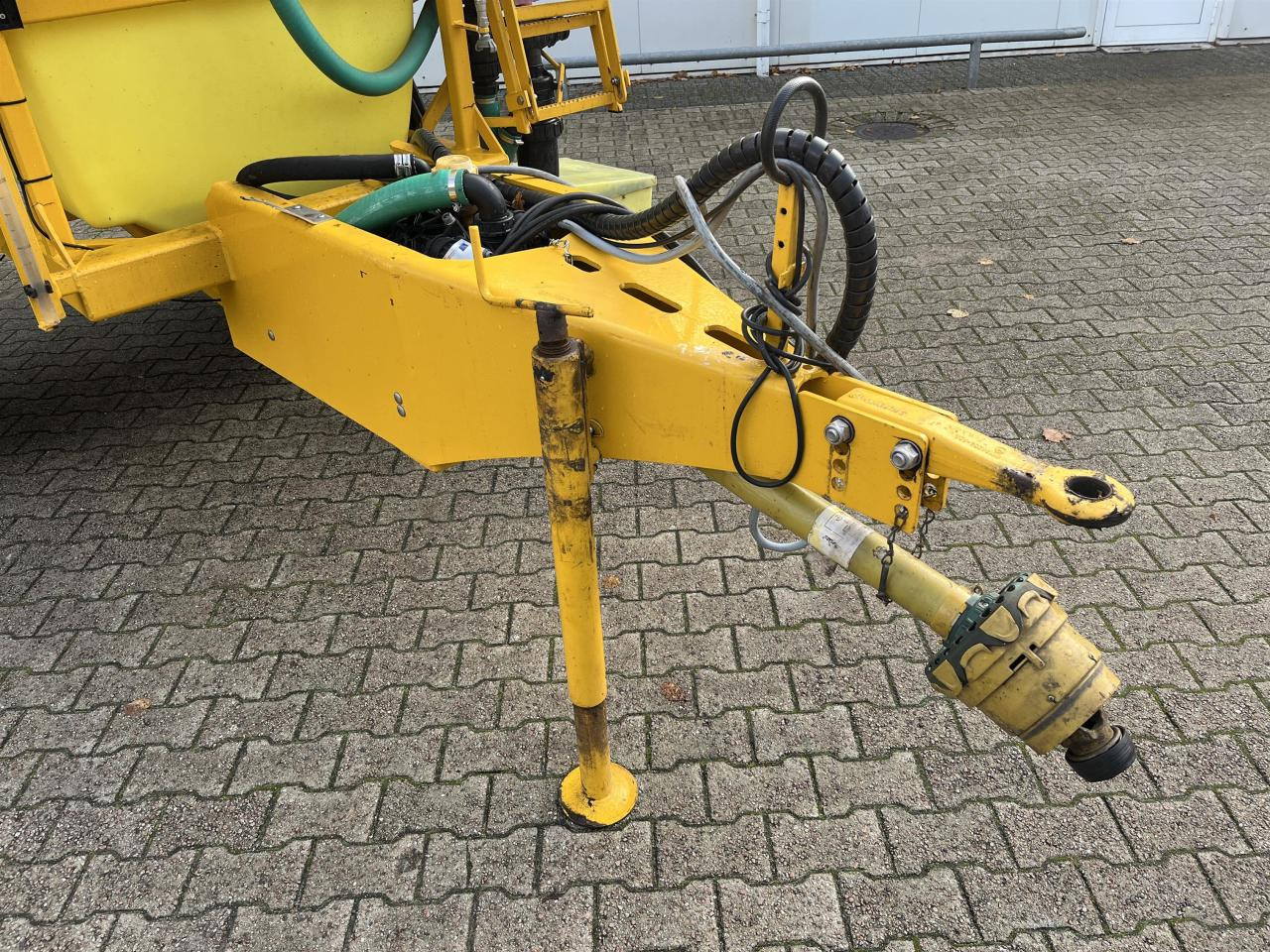 Dubex TYNDOR 2300 ltr. - Прикачна пръскачка: снимка 4 Dubex TYNDOR 2300 ltr. - Прикачна пръскачка: снимка 4