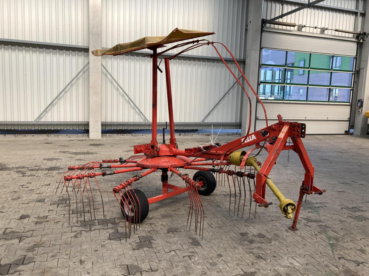 Fella TS 335 DN - Гребло/ Сенообръщачка: снимка 1 Fella TS 335 DN - Гребло/ Сенообръщачка: снимка 1