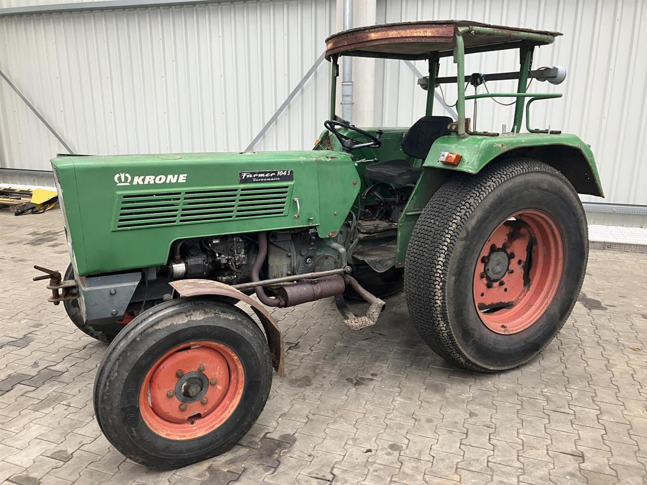 Fendt 104 S Farmer - Трактор: снимка 1 Fendt 104 S Farmer - Трактор: снимка 1