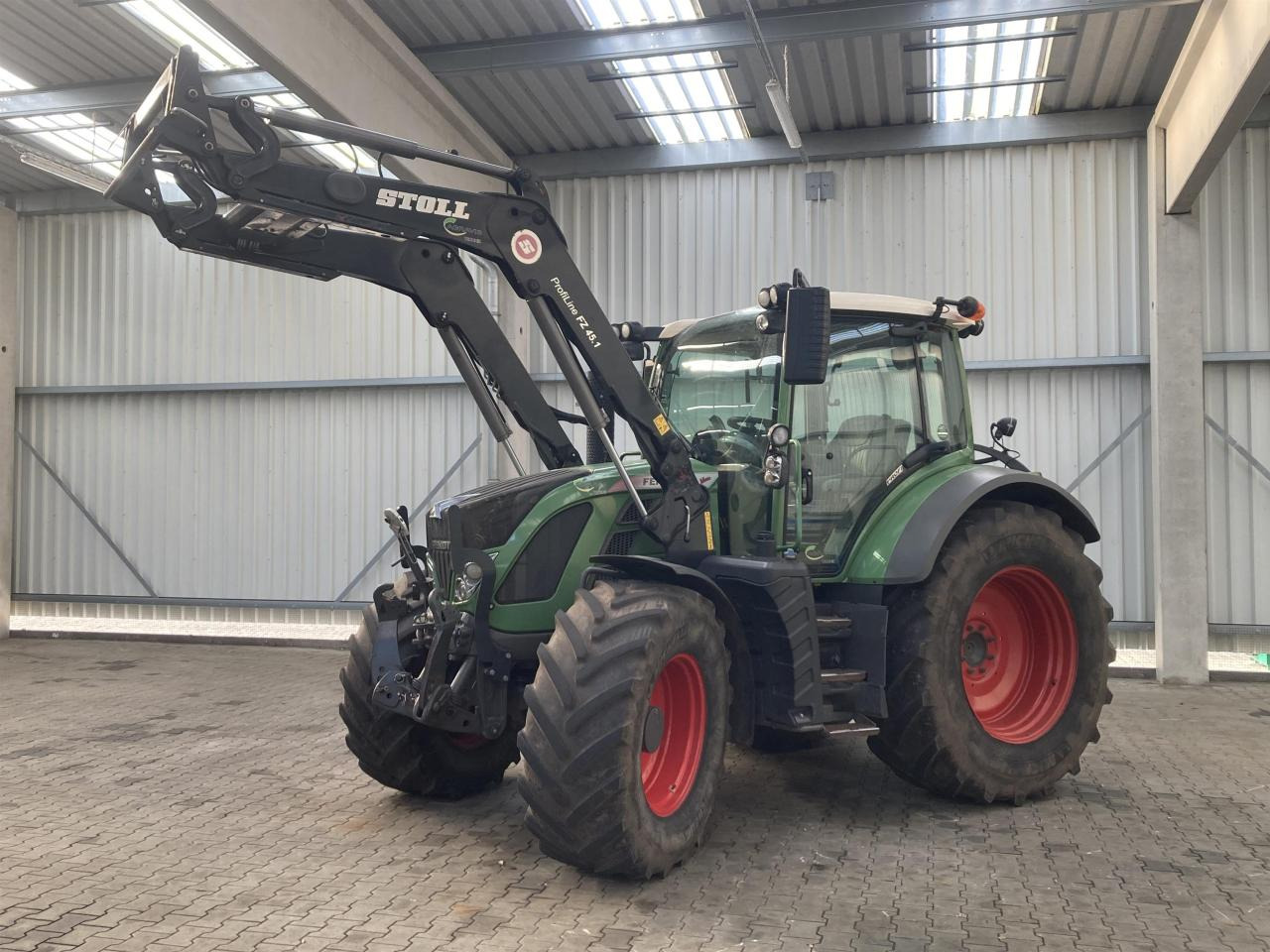 Fendt 516 Vario Profi - Трактор: снимка 1 Fendt 516 Vario Profi - Трактор: снимка 1