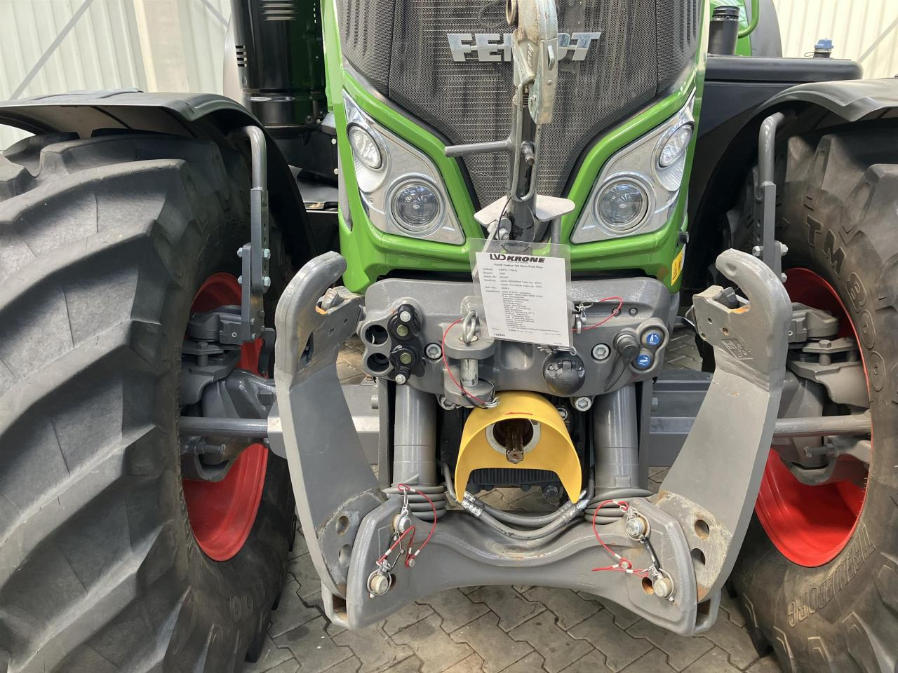 Трактор Fendt 724 Vario Profi Plus: снимка 7