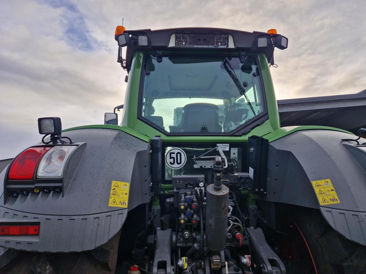 Fendt 826 Vario S4 Profi Plus - Трактор: снимка 4 Fendt 826 Vario S4 Profi Plus - Трактор: снимка 4