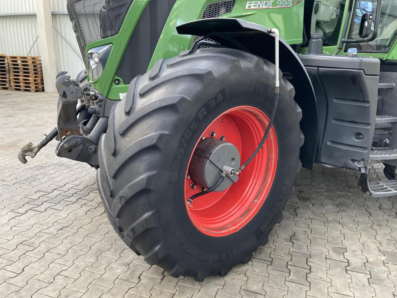 Fendt 933 Vario Profi Plus - Трактор: снимка 2 Fendt 933 Vario Profi Plus - Трактор: снимка 2
