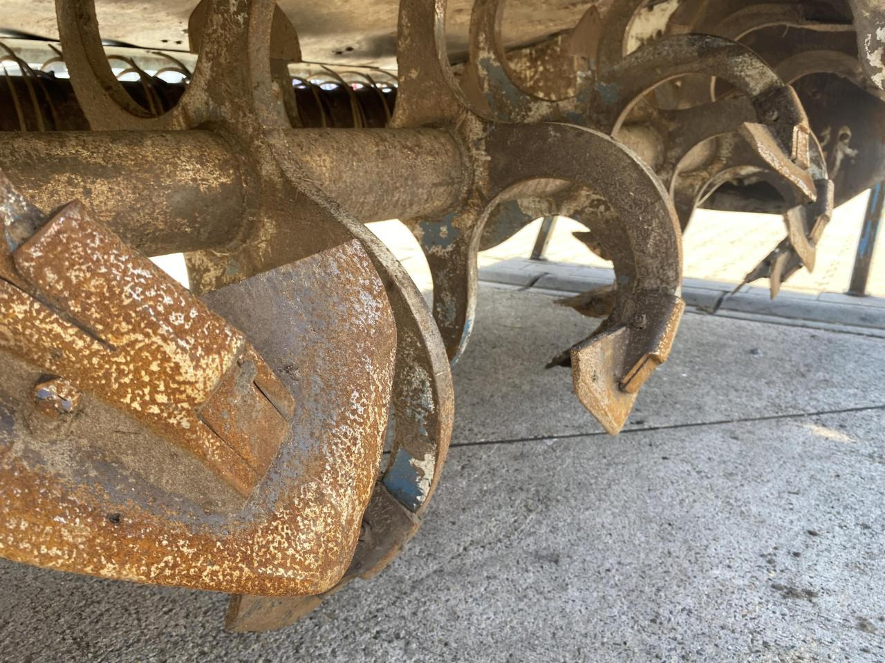 Imants SX 47 - Машина за обработка на почвата: снимка 4 Imants SX 47 - Машина за обработка на почвата: снимка 4