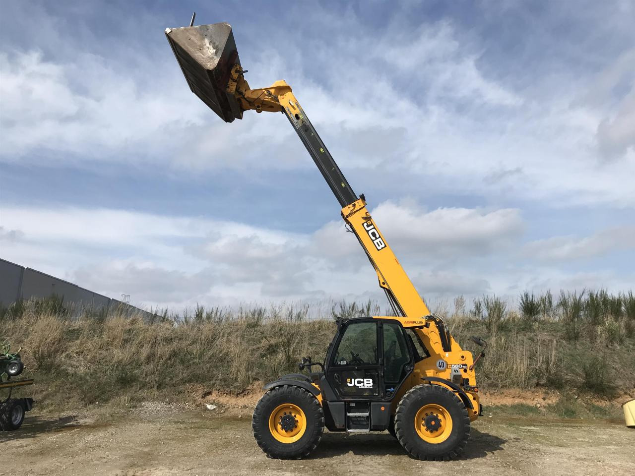 JCB 560-80 Agri Plus - Телескопичен товарач: снимка 1 JCB 560-80 Agri Plus - Телескопичен товарач: снимка 1