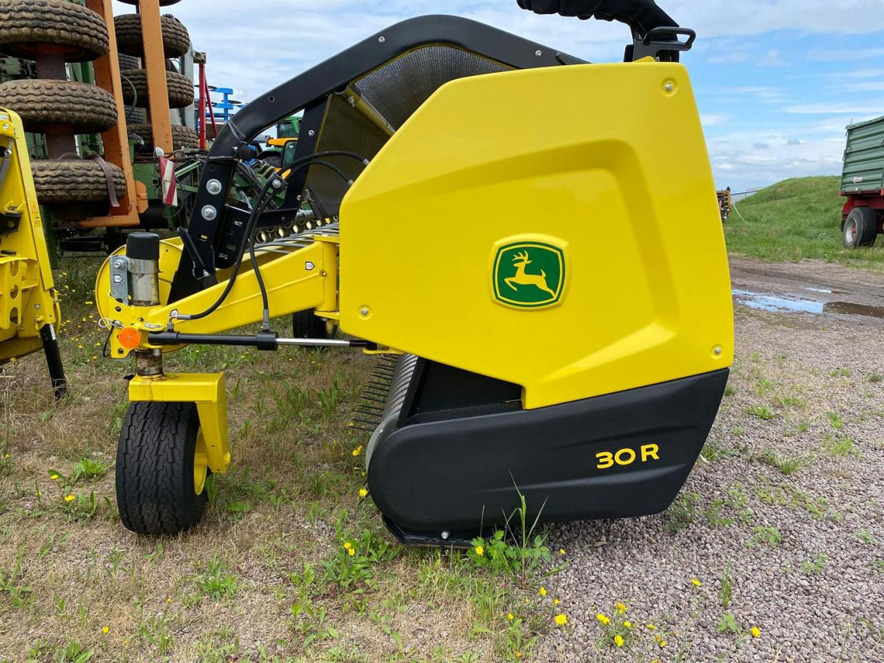 John Deere 30R - Принадлежност за силажокомбайн: снимка 2 John Deere 30R - Принадлежност за силажокомбайн: снимка 2