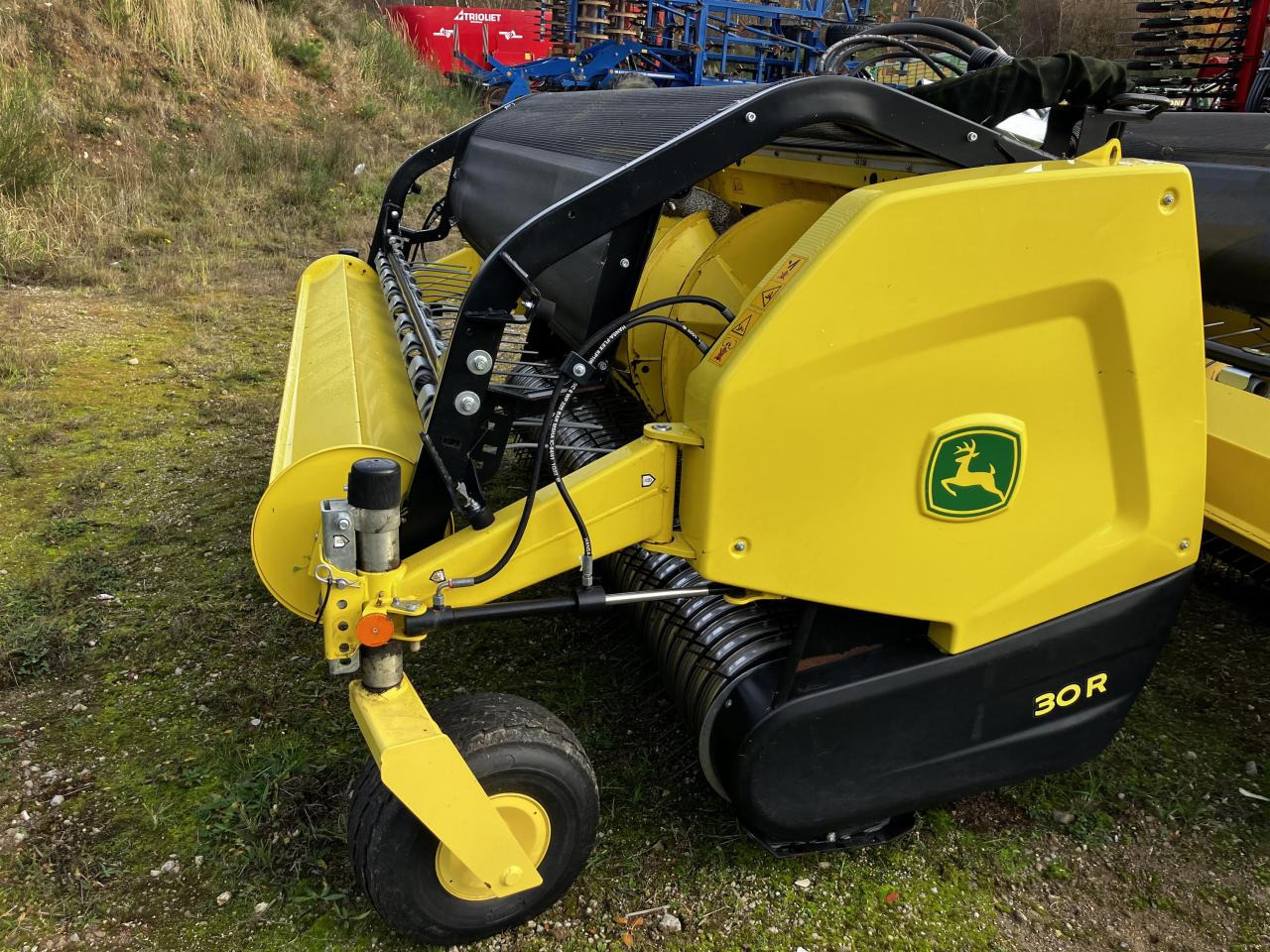 John Deere 30R - Принадлежност за силажокомбайн: снимка 3 John Deere 30R - Принадлежност за силажокомбайн: снимка 3