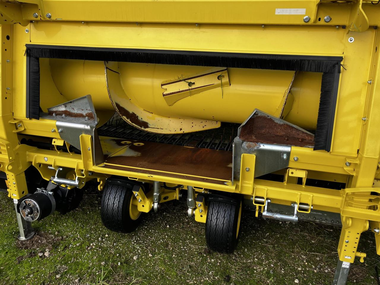 John Deere 30R - Принадлежност за силажокомбайн: снимка 2 John Deere 30R - Принадлежност за силажокомбайн: снимка 2