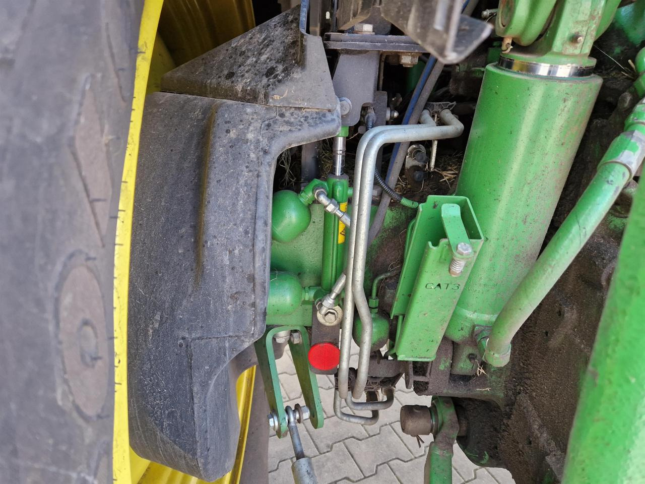 John Deere 6145R - Трактор: снимка 5 John Deere 6145R - Трактор: снимка 5