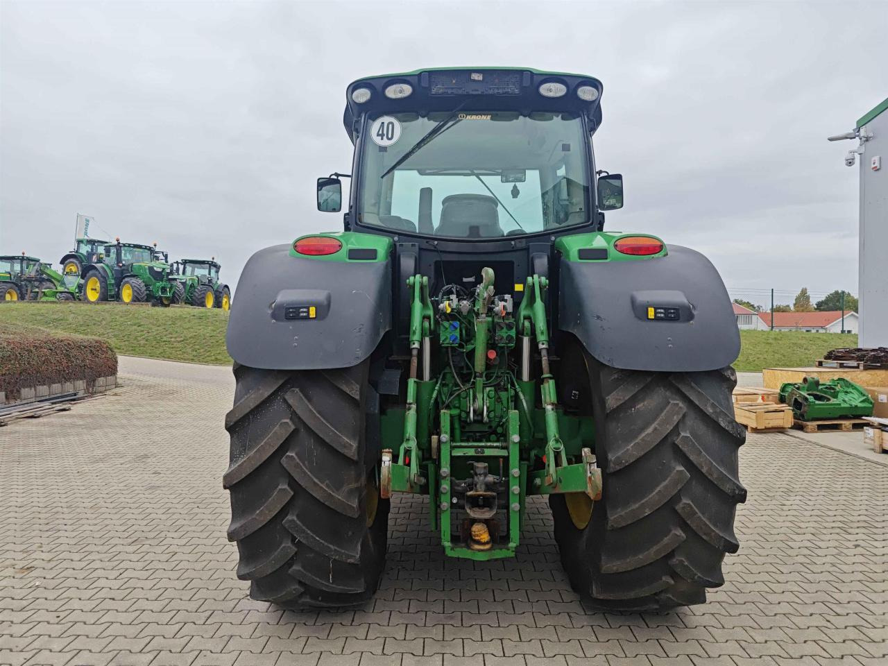 John Deere 6210R - Трактор: снимка 4 John Deere 6210R - Трактор: снимка 4