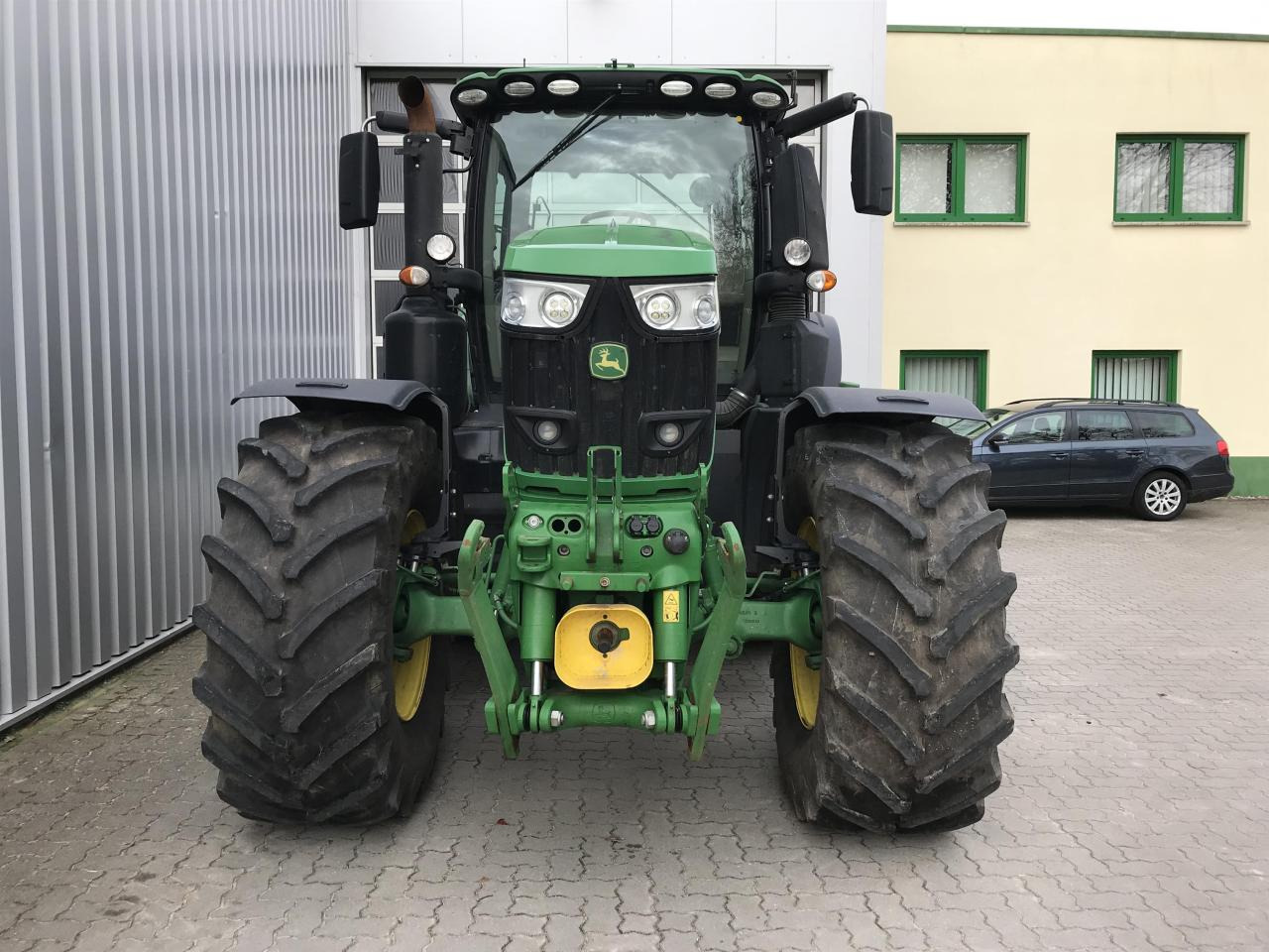John Deere 6250R - Трактор: снимка 3 John Deere 6250R - Трактор: снимка 3