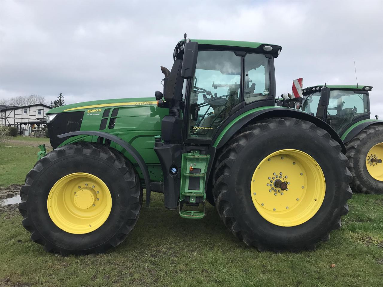 John Deere 6250R - Трактор: снимка 1 John Deere 6250R - Трактор: снимка 1