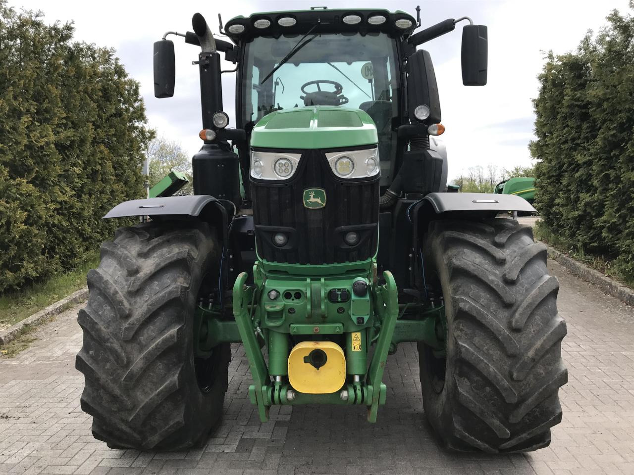 John Deere 6250R - Трактор: снимка 3 John Deere 6250R - Трактор: снимка 3