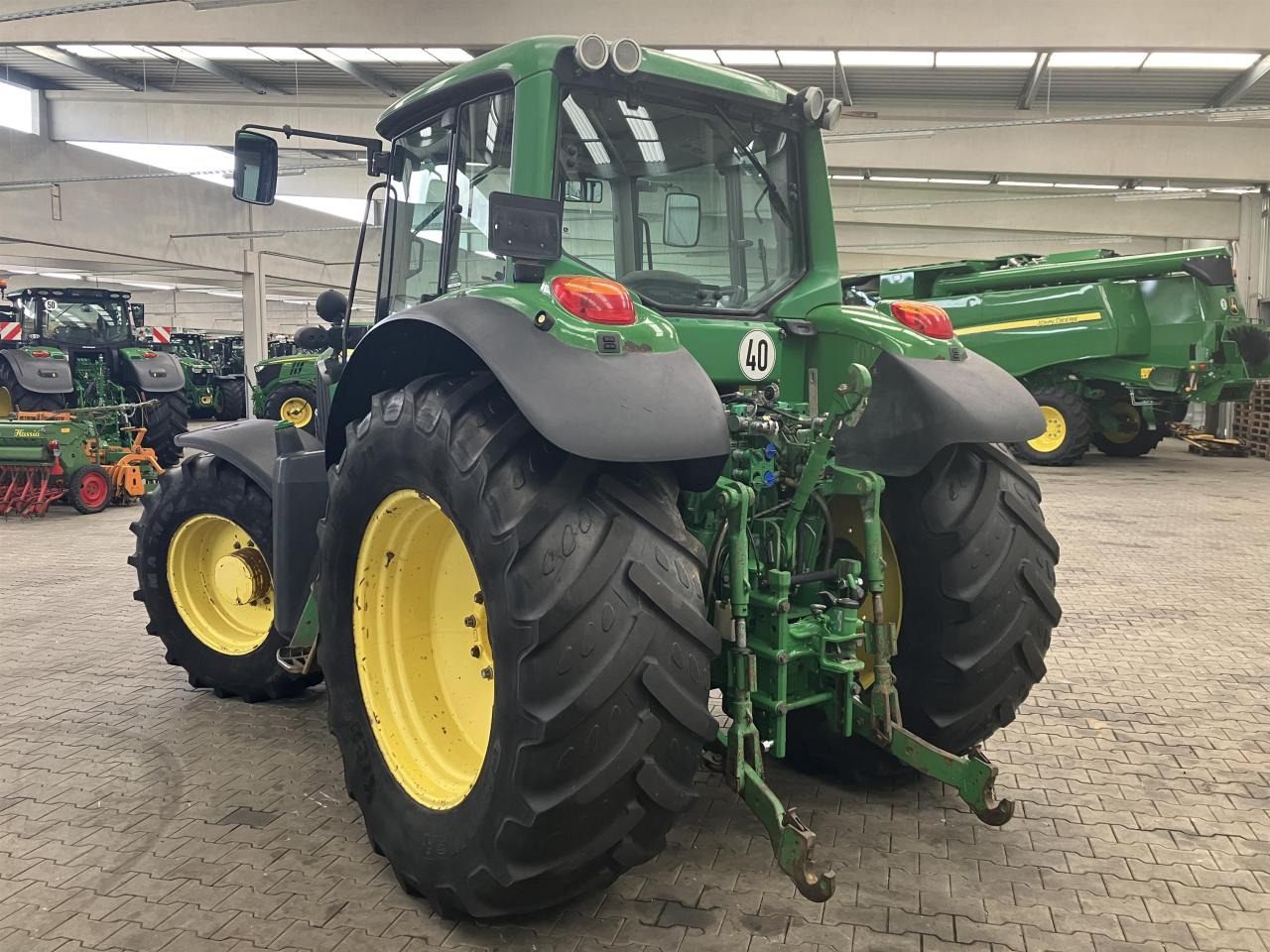 John Deere 6830 Premium - Трактор: снимка 4 John Deere 6830 Premium - Трактор: снимка 4