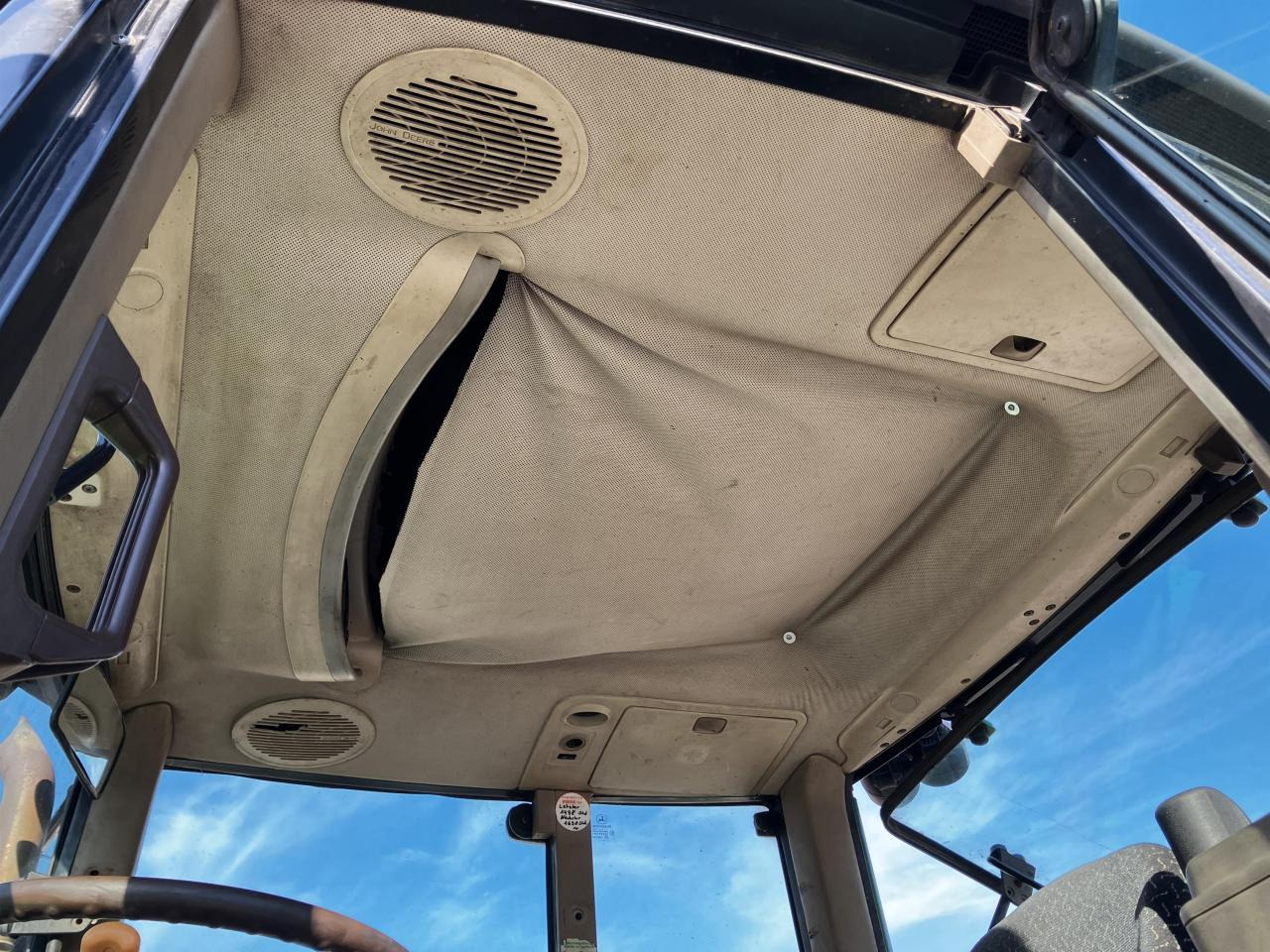 John Deere 6920 S - Трактор: снимка 4 John Deere 6920 S - Трактор: снимка 4