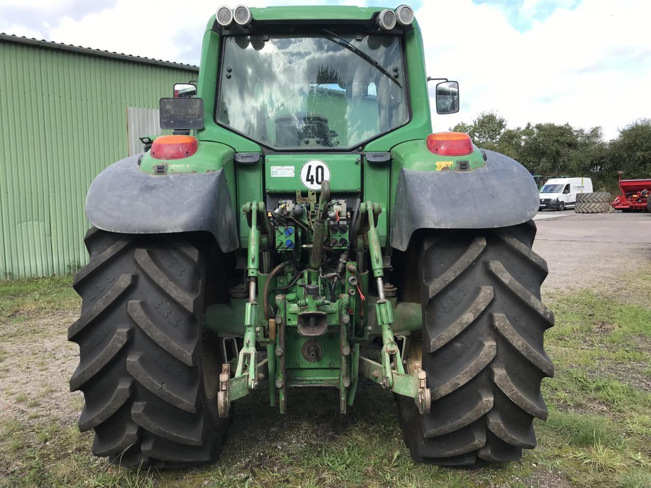 John Deere 6930 Premium - Трактор: снимка 5 John Deere 6930 Premium - Трактор: снимка 5