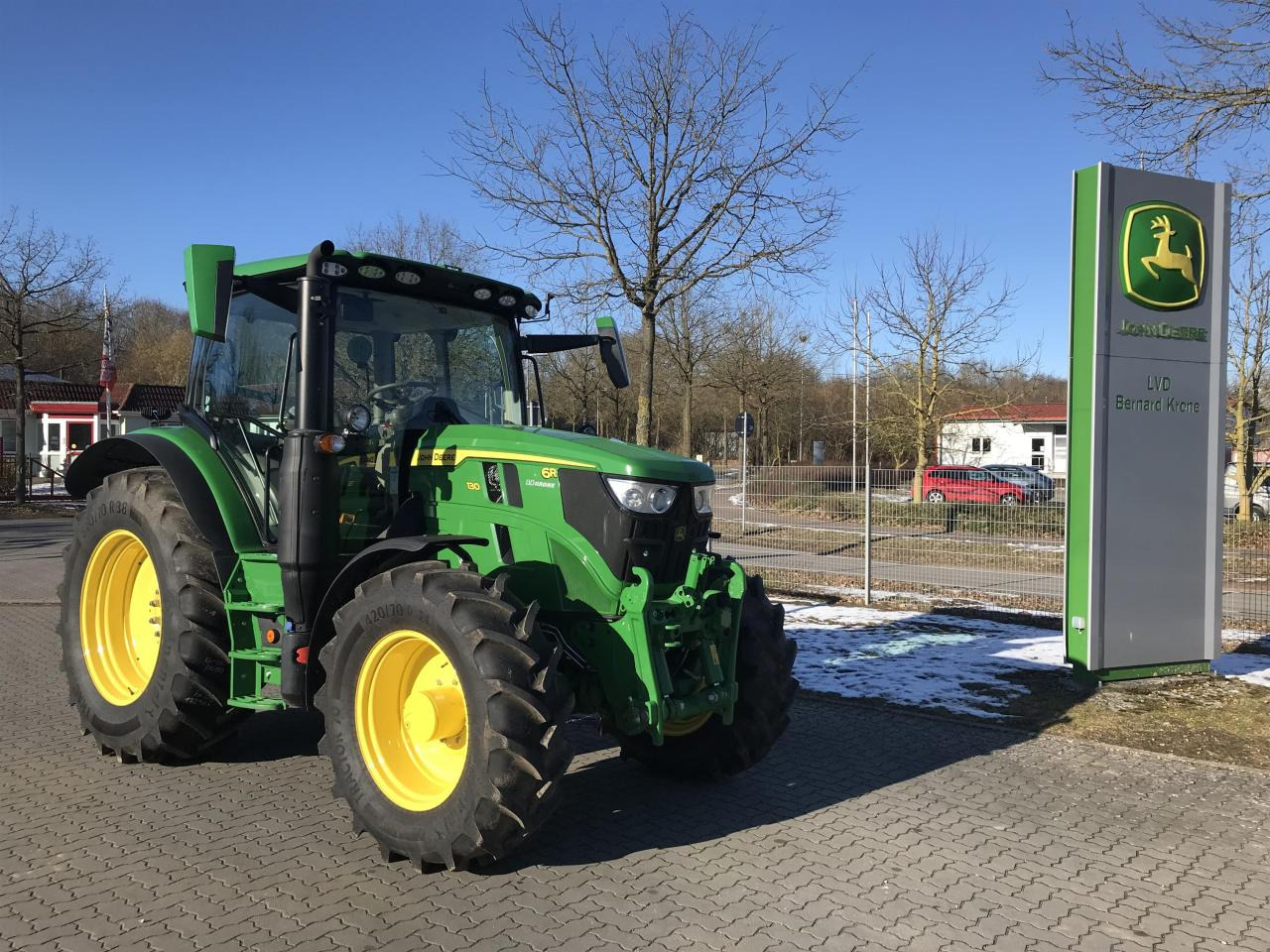 John Deere 6R 130 - Трактор: снимка 1 John Deere 6R 130 - Трактор: снимка 1