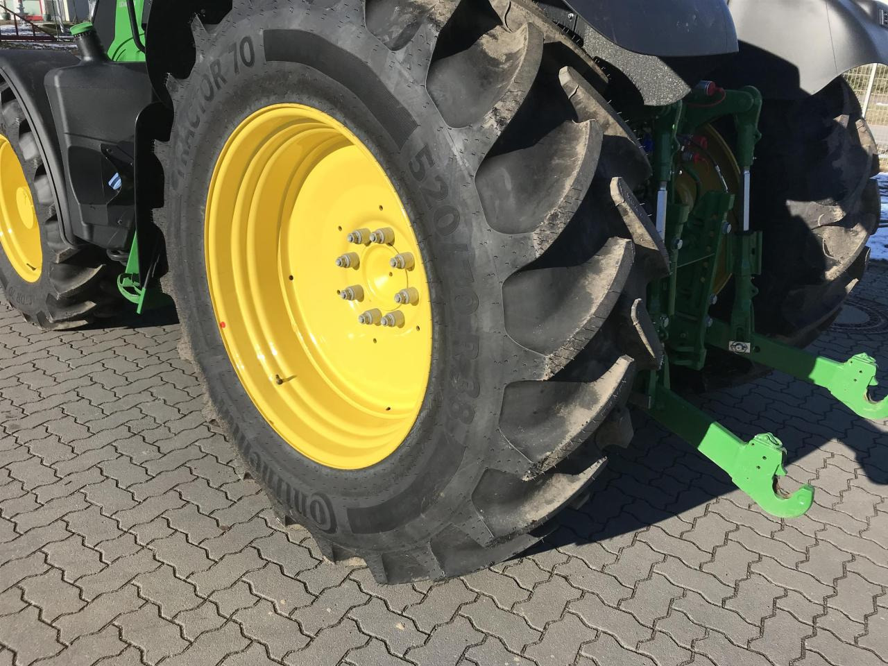 John Deere 6R 130 - Трактор: снимка 5 John Deere 6R 130 - Трактор: снимка 5