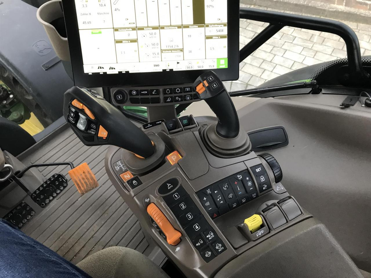 Трактор John Deere 6R 140: снимка 7