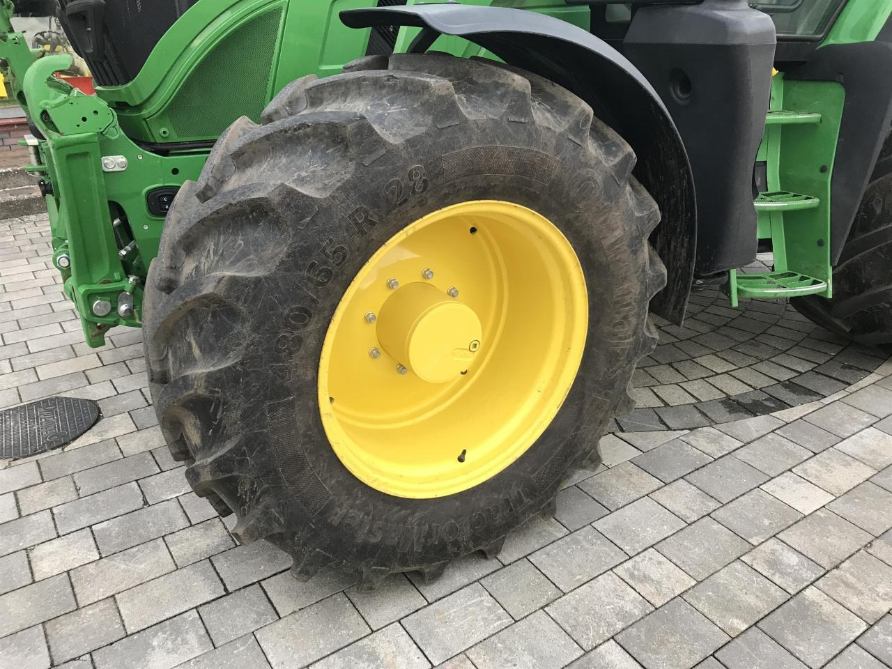 Трактор John Deere 6R 140: снимка 10