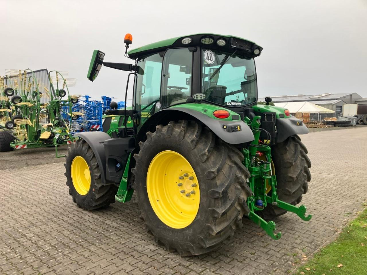 John Deere 6R 150 - Трактор: снимка 5 John Deere 6R 150 - Трактор: снимка 5