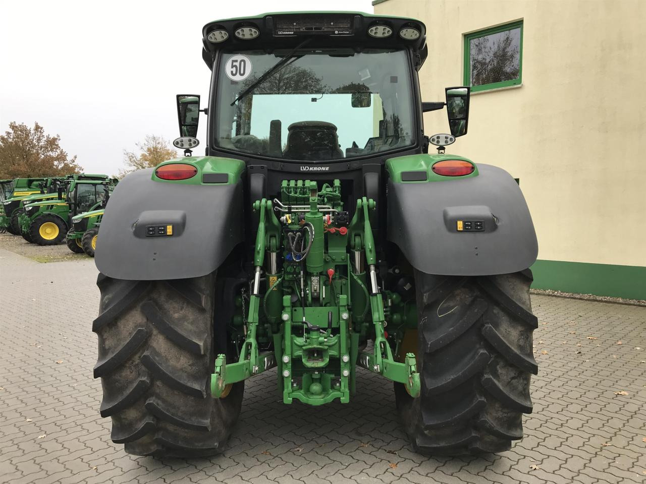 John Deere 6R 155 - Трактор: снимка 5 John Deere 6R 155 - Трактор: снимка 5