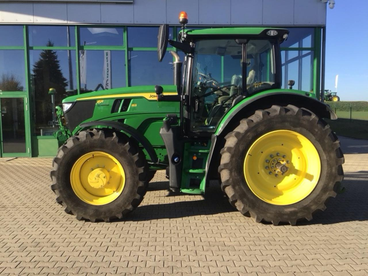 John Deere 6R 155 - Трактор: снимка 1 John Deere 6R 155 - Трактор: снимка 1