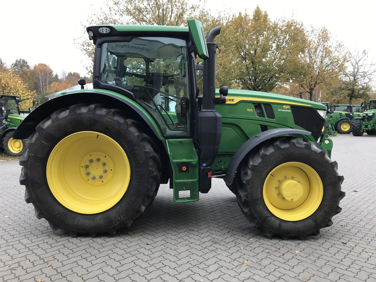 John Deere 6R 155 - Трактор: снимка 2 John Deere 6R 155 - Трактор: снимка 2