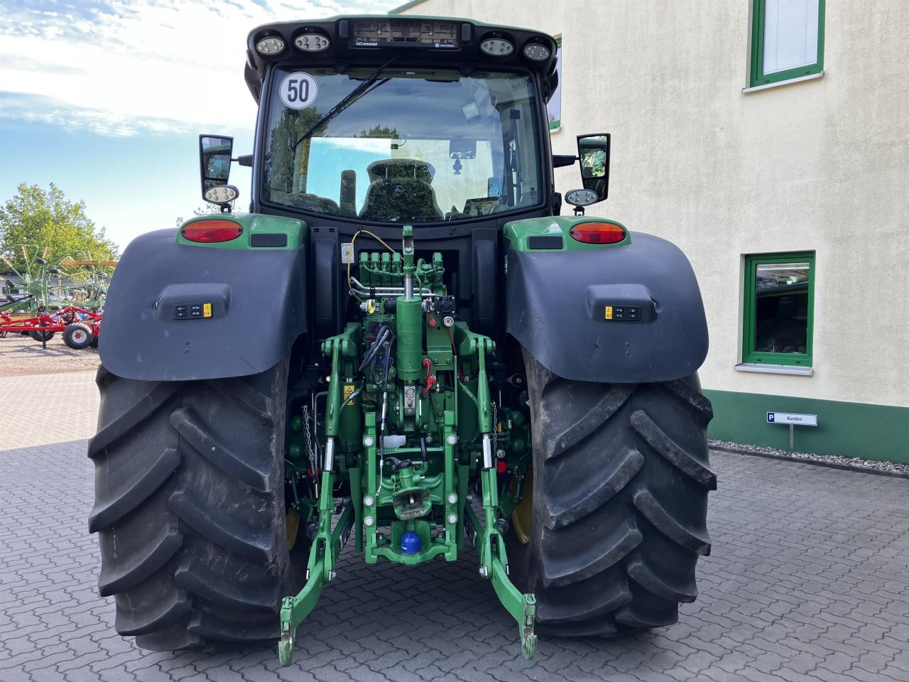 John Deere 6R 155 - Трактор: снимка 5 John Deere 6R 155 - Трактор: снимка 5