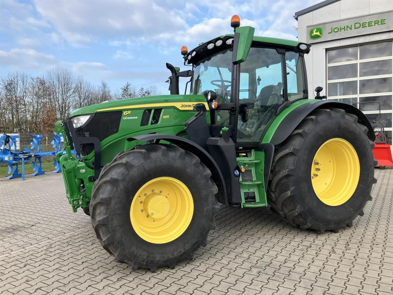 John Deere 6R 185 - Трактор: снимка 1 John Deere 6R 185 - Трактор: снимка 1