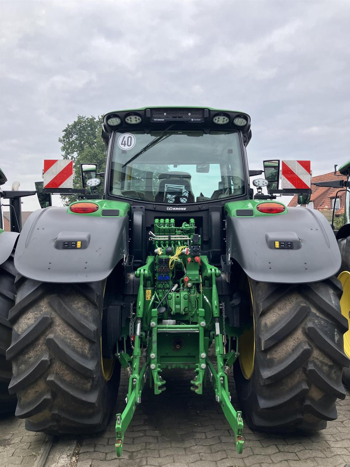 John Deere 6R 215 - Трактор: снимка 4 John Deere 6R 215 - Трактор: снимка 4