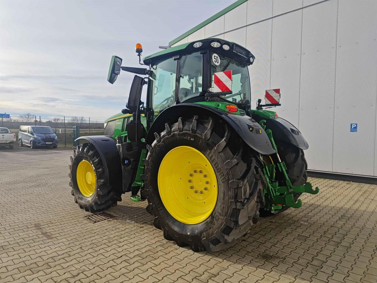 John Deere 6R 250 - Трактор: снимка 5 John Deere 6R 250 - Трактор: снимка 5