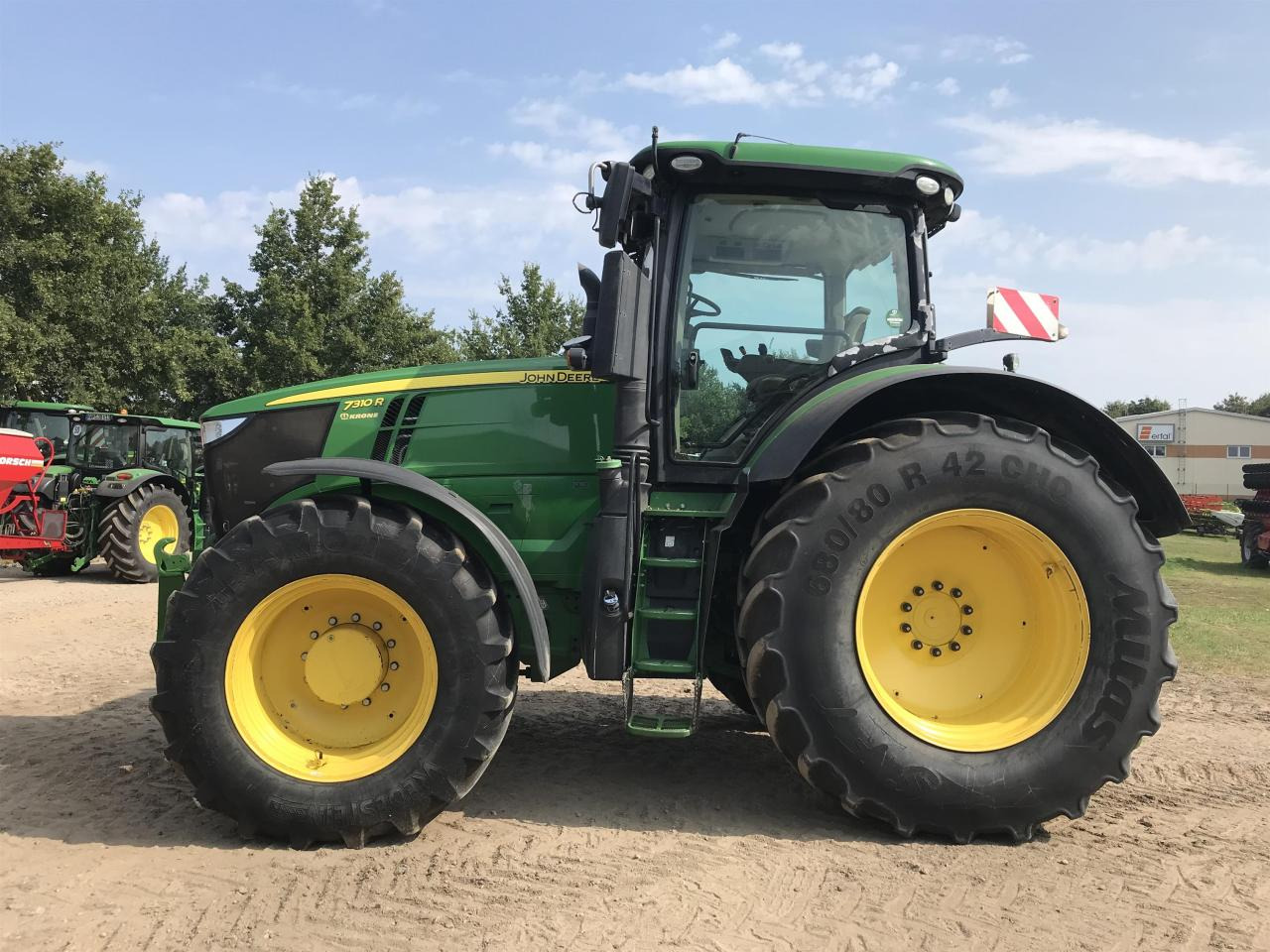 John Deere 7310R - Трактор: снимка 1 John Deere 7310R - Трактор: снимка 1