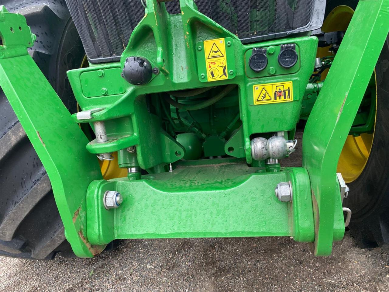 John Deere 7R 310 - Трактор: снимка 2 John Deere 7R 310 - Трактор: снимка 2