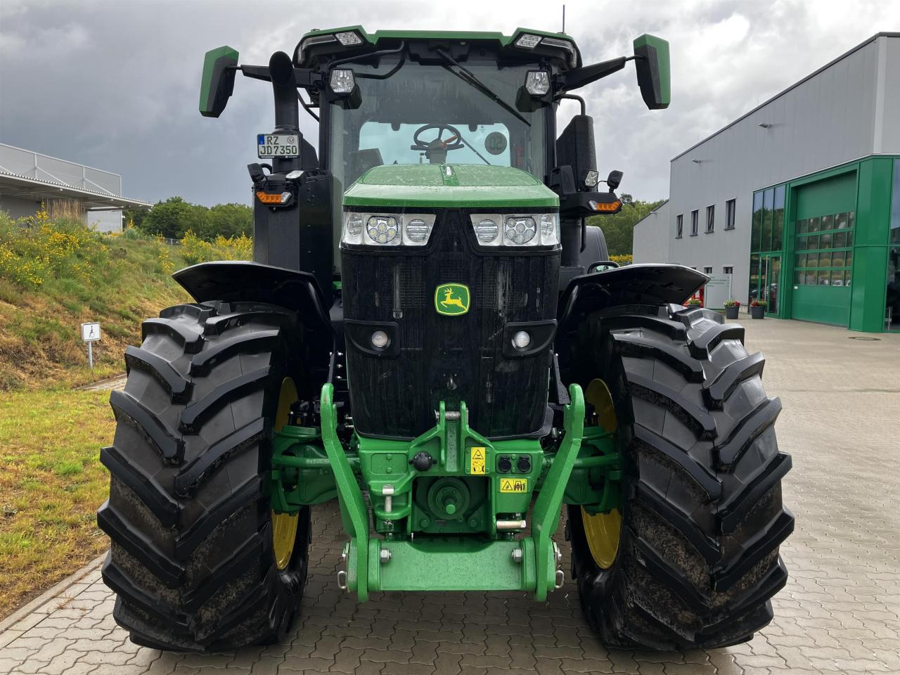 John Deere 7R 350 - Трактор: снимка 3 John Deere 7R 350 - Трактор: снимка 3