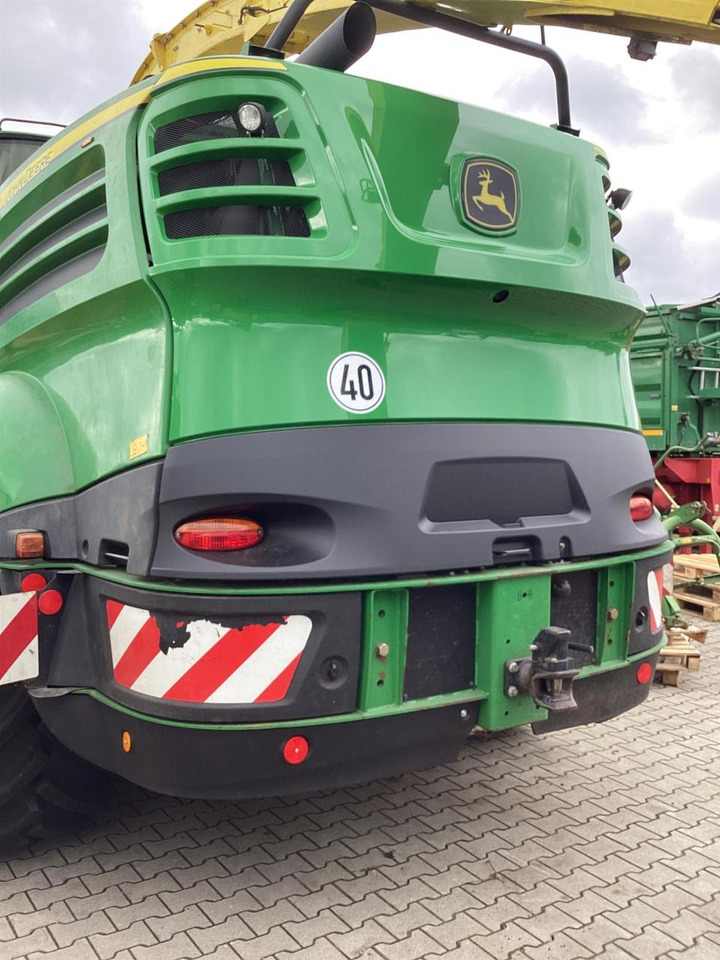 John Deere 8300 - Силажокомбайн: снимка 5 John Deere 8300 - Силажокомбайн: снимка 5