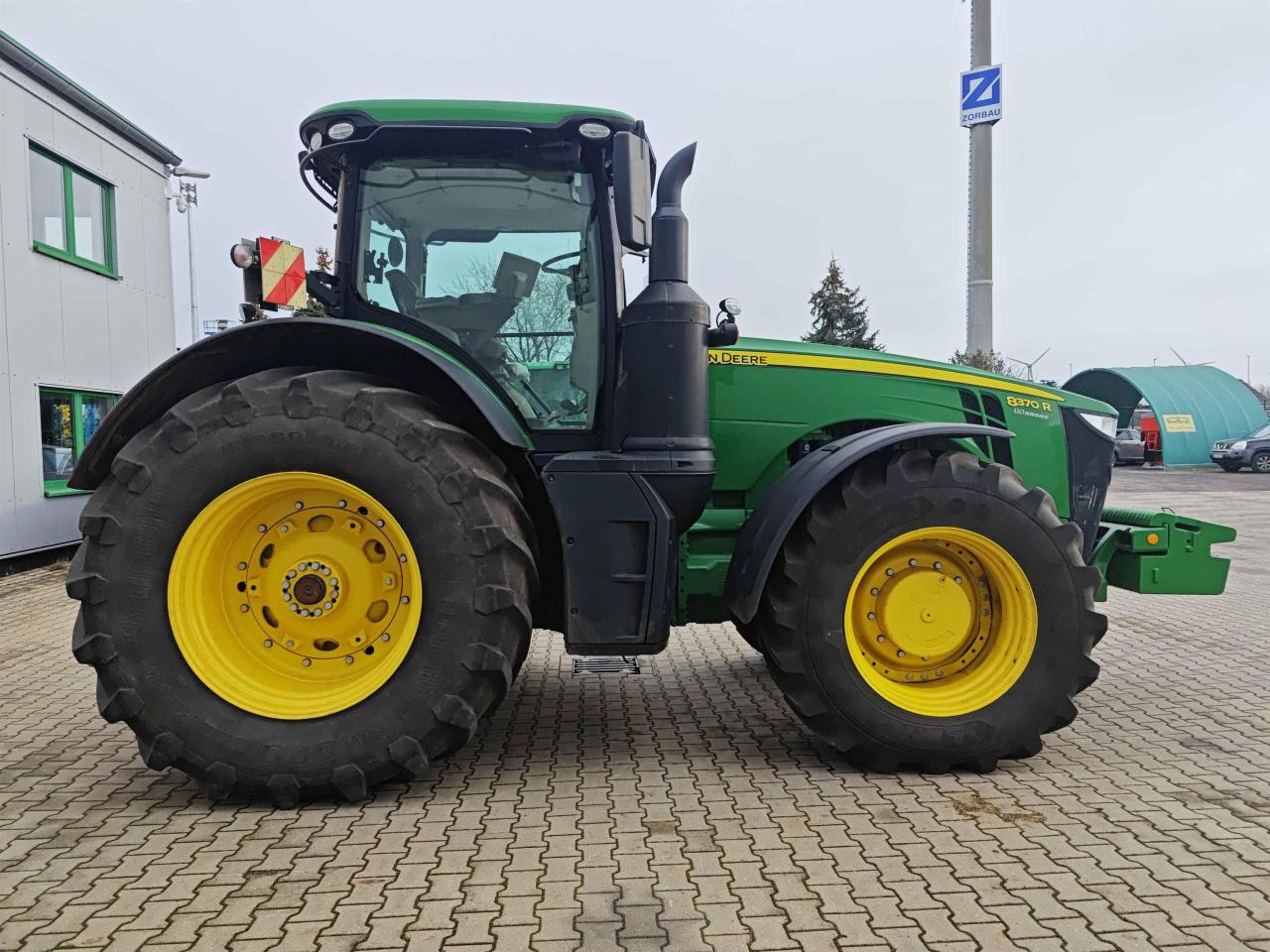Трактор John Deere 8370R: снимка 6